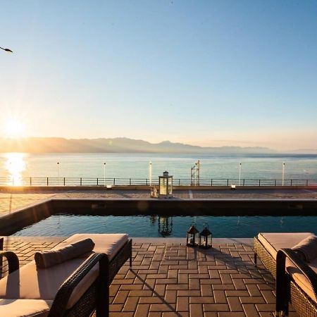 Seaside Summer Bliss - Aurora Luxury Pool Paradise Petalídhion Buitenkant foto