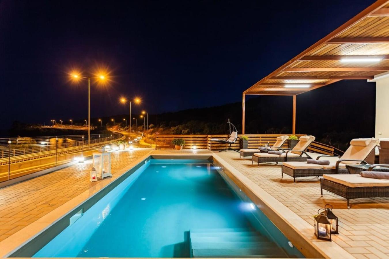 Seaside Summer Bliss - Aurora Luxury Pool Paradise Petalídhion Buitenkant foto